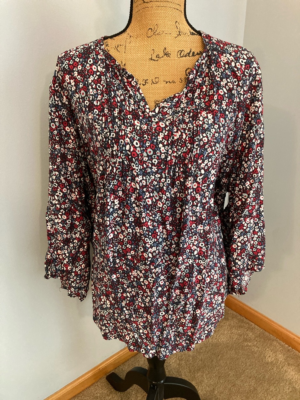 Anne Carson Burgundy Multi Floral V-Neck Blouse